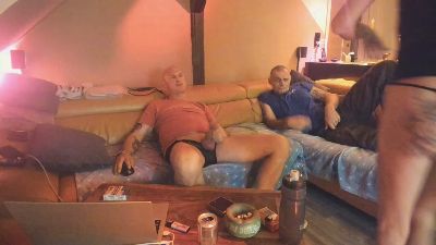 dirtyPaar069 — webcam model online on cam4