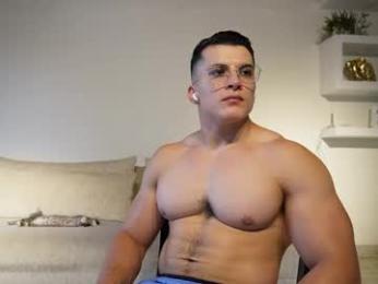 maximohoot — Chaturbate stream photo (Apr 2026)