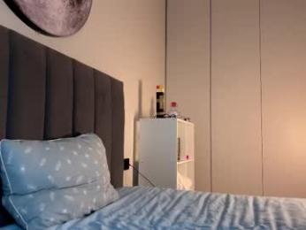 ellie_hollow — Chaturbate stream photo (Aug 2025)