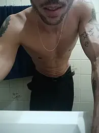 Bruninhodot — Stripchat stream photo (Aug 2026)