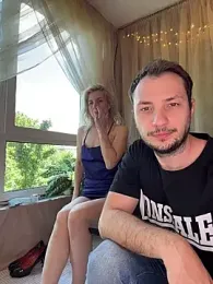 Lovebackground — webcam model online on stripchat