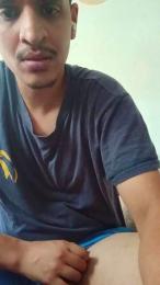 Zakaria01 — webcam model online on cam4