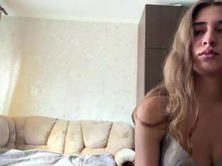 danyelletsuchiya — camsoda