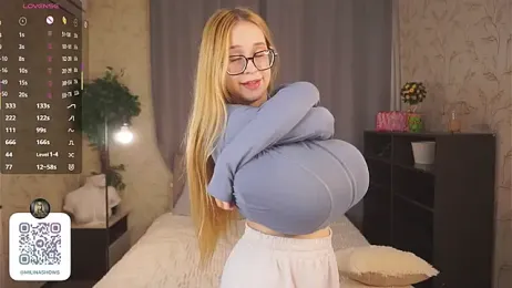 RosannaBennerman — webcam model online on stripchat