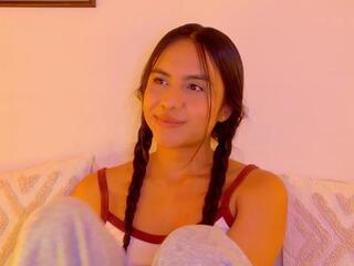 Juliana Saenz — flirt4free