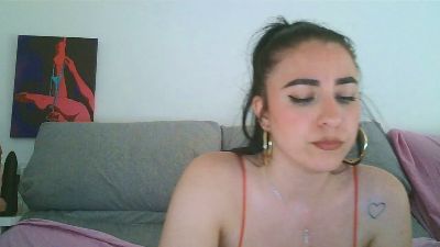 LeilaCG28 — Cam4 stream photo (Jun 2026)
