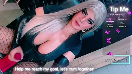 SUCKMEGUYSZXOXO — Stripchat stream photo (Sep 2026)