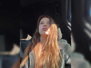 VibroMashulka — webcam model online on bongacams