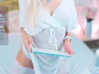 amoramias — Chaturbate stream photo (Apr 2026)