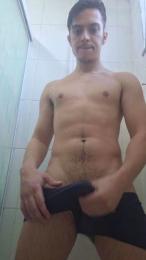 Bballss — webcam model online on cam4