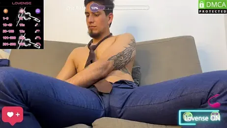 Tom_blunt96 — Stripchat stream photo (Jun 2026)