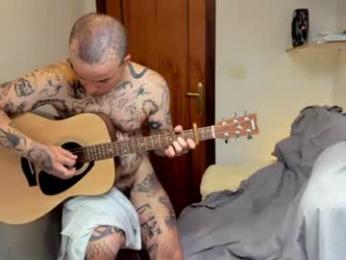 _layne — webcam model online on chaturbate