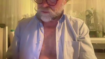 bttm4older1 — Cam4 stream photo (Sep 2026)