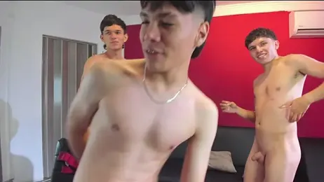 kings_boysW — webcam model online on stripchat