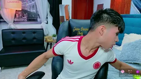 dilan_911 — Stripchat stream photo (May 2026)