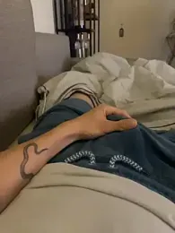 curvedlongdick — Stripchat stream photo (Apr 2026)