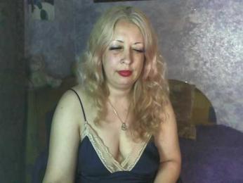 SoftGella — Bongacams stream photo (Mar 2026)