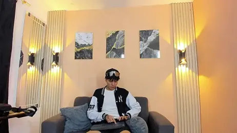 DesiresOfOlympus_ — Stripchat stream photo (Apr 2026)