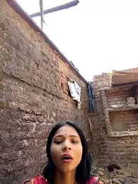 R_Roshni — webcam model online on stripchat