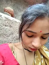 R_Roshni — webcam model online on stripchat