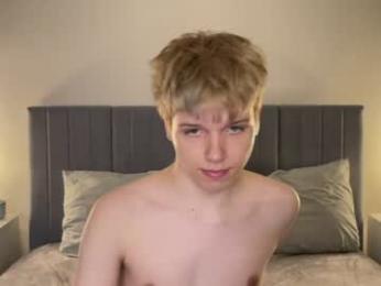 metratok — webcam model online on chaturbate