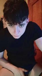 panrro18 — webcam model online on cam4