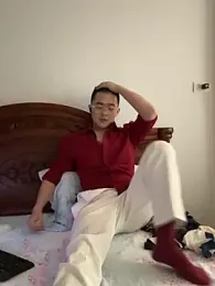 iamtobias — webcam model online on stripchat