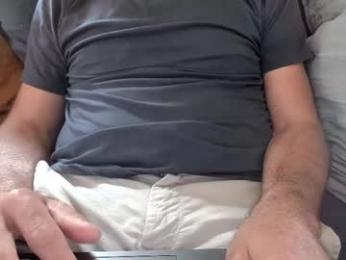 thickrum — Chaturbate stream photo (Apr 2026)