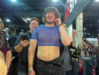 thejohnnystone — webcam model online on chaturbate