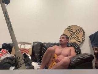 hwdmusclerub — Camsoda stream photo (May 2026)
