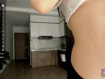 jenniepurr — webcam model online on chaturbate