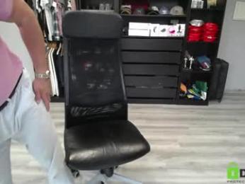 latino23bom — webcam model online on chaturbate