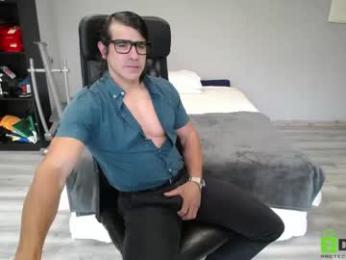 latino23bom — webcam model online on chaturbate