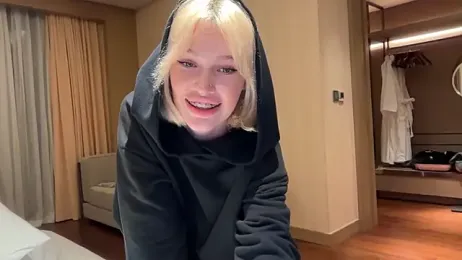 Golden_Aline — stripchat