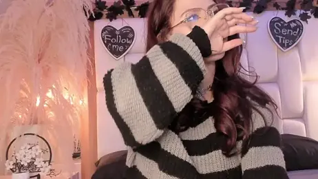 Daphne_And_Roger — Stripchat stream photo (Apr 2026)