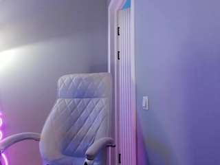 akura011 — Camsoda stream photo (Jun 2026)