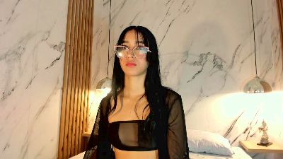 SabrinaBennet — webcam model online on cam4