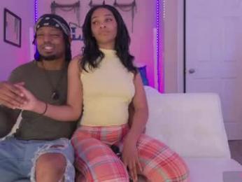 lavahmoon — Chaturbate stream photo (Apr 2026)