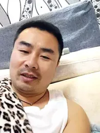 guozuo — Stripchat stream photo (Apr 2026)