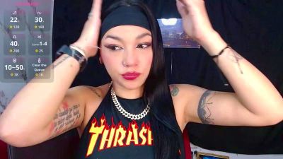 Sari__ — Cam4 stream photo (Apr 2026)