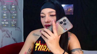 Sari__ — Cam4 stream photo (Apr 2026)