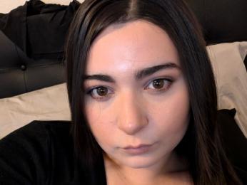 SashaMaroon — webcam model online on livejasmin
