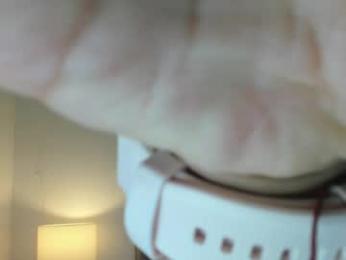 emma_torres__ — Chaturbate stream photo (Apr 2026)