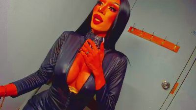 anitacruisze — Cam4 stream photo (Feb 2026)