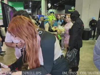 laurenphillips — Chaturbate stream photo (Apr 2026)