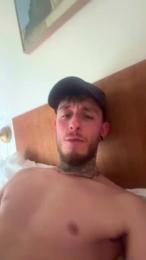 AlanyAdam — Cam4 stream photo (Apr 2026)