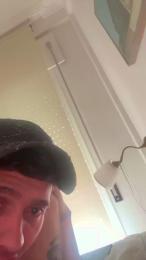 AlanyAdam — Cam4 stream photo (Apr 2026)