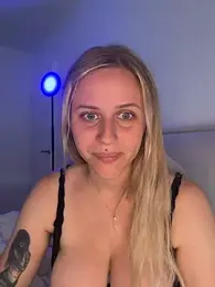 lunawolf21 — Stripchat stream photo (Jul 2026)