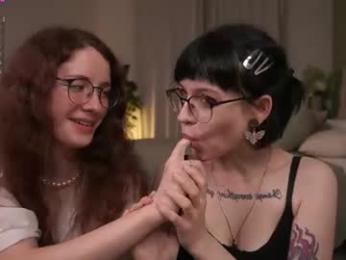 little_poetry — Chaturbate stream photo (Sep 2026)