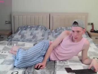 warmwhisp — webcam model online on chaturbate